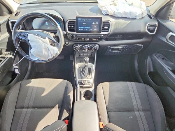 2026 HYUNDAI VENUE SEL, SEL w/ 2-Tone Roof