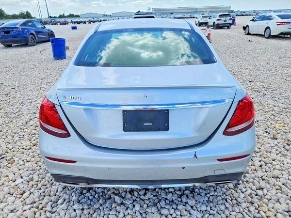 2017 MERCEDES-BENZ E E300