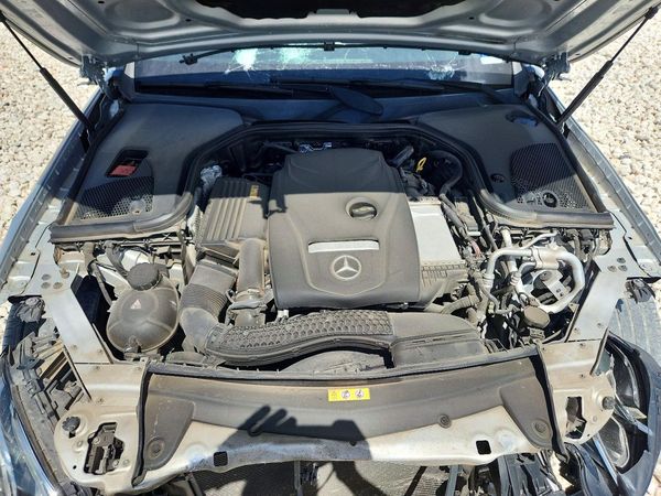 2017 MERCEDES-BENZ E E300