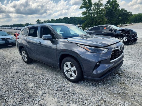 2022 TOYOTA HIGHLANDER