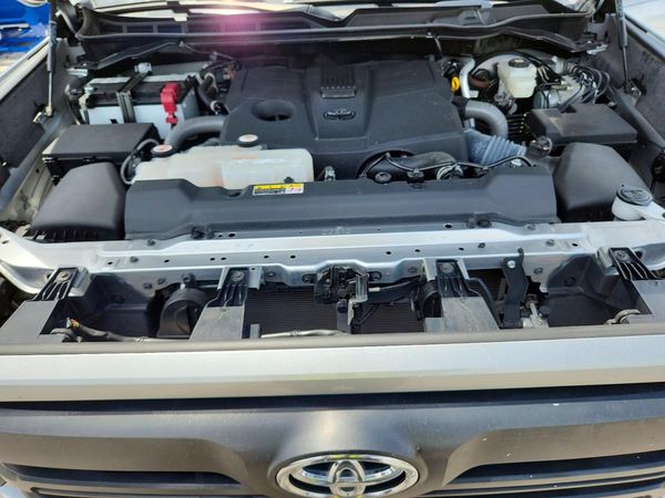 2024 TOYOTA TUNDRA SR5