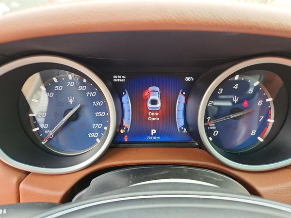 2016 MASERATI GHIBLI