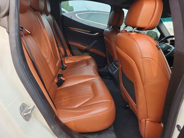 2016 MASERATI GHIBLI
