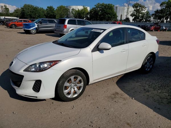 2013 MAZDA 3