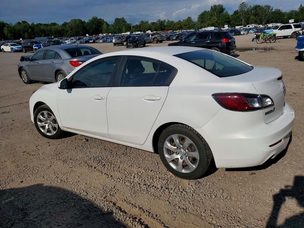 2013 MAZDA 3