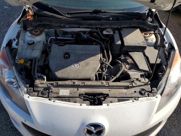 2013 MAZDA 3