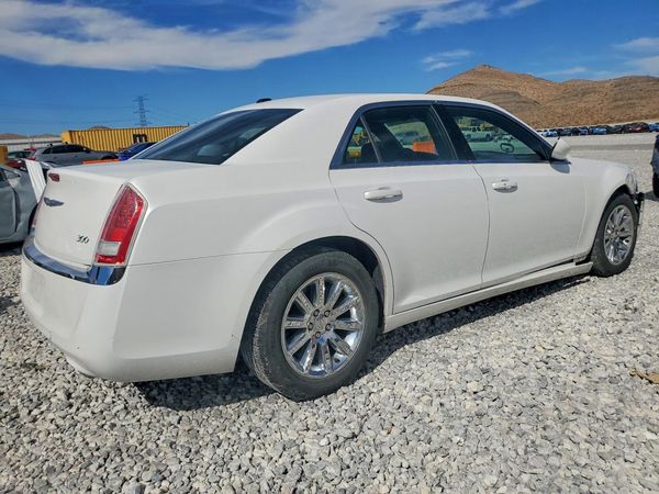 2012 CHRYSLER 300
