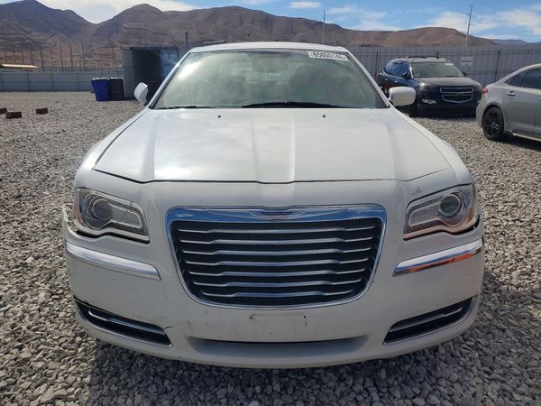 2012 CHRYSLER 300