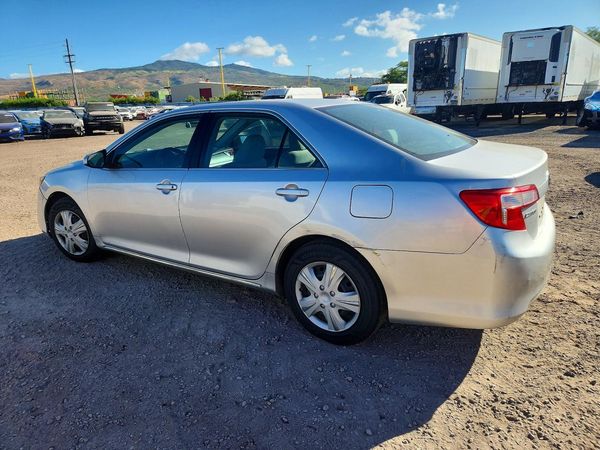 2014 TOYOTA CAMRY