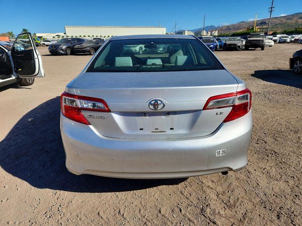 2014 TOYOTA CAMRY