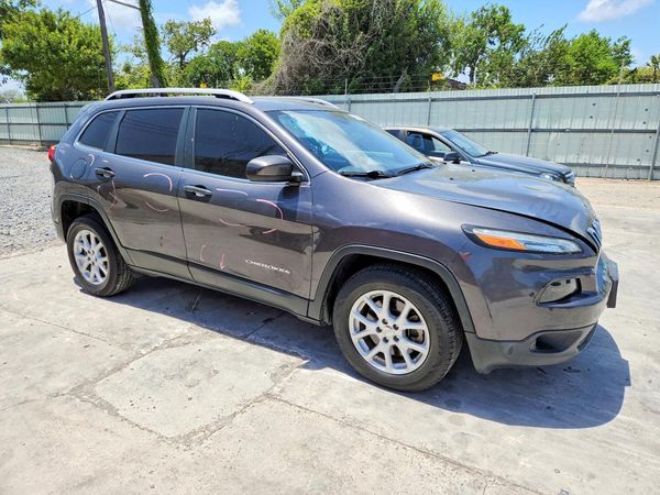 2017 JEEP CHEROKEE LATITUDE FWD