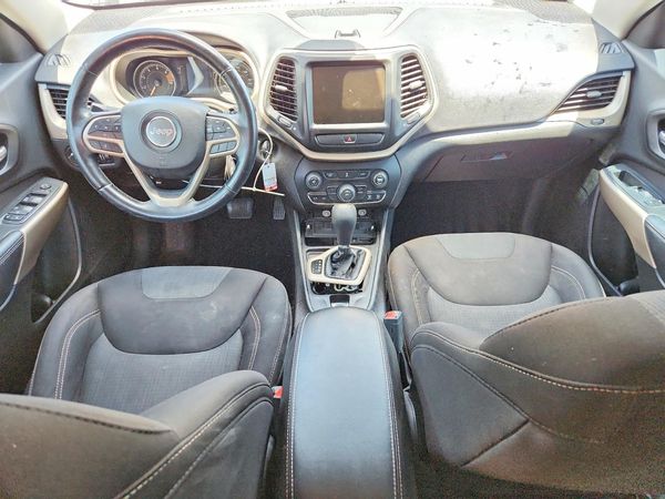 2017 JEEP CHEROKEE LATITUDE FWD