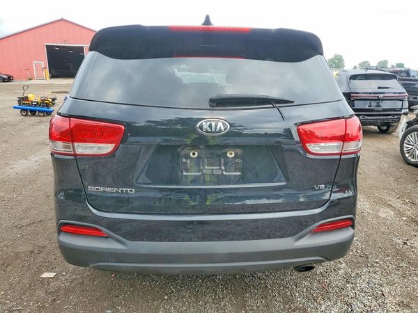 2018 KIA SORENTO L, LX