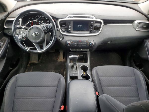2018 KIA SORENTO L, LX