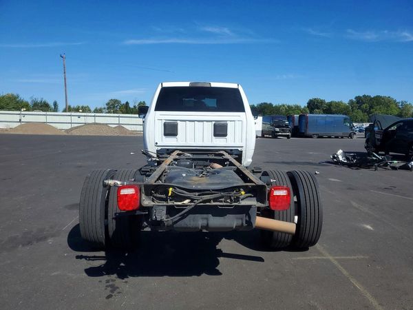 2024 RAM 5500 CREW CAB CHASSIS