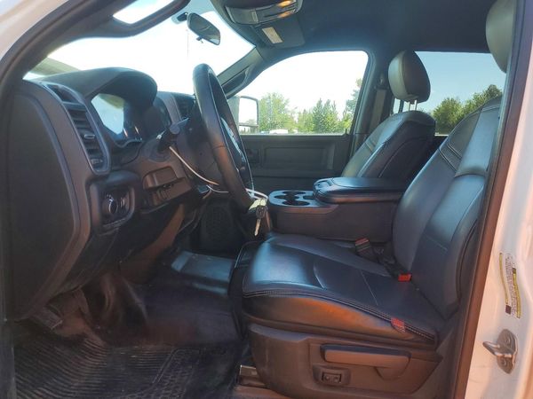 2024 RAM 5500 CREW CAB CHASSIS