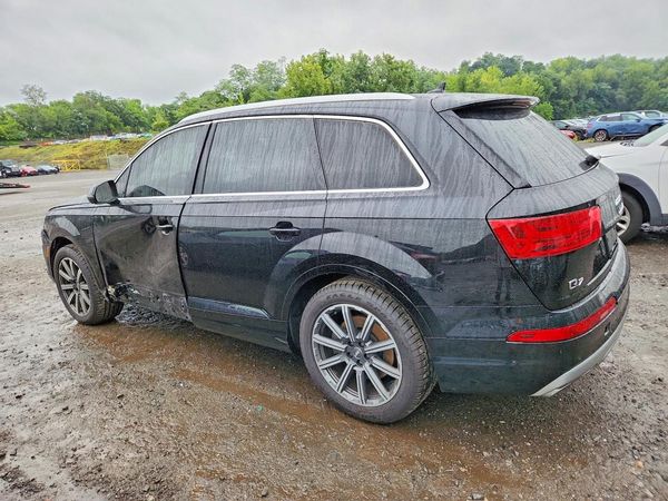 2017 AUDI Q7 quattro Premium Plus