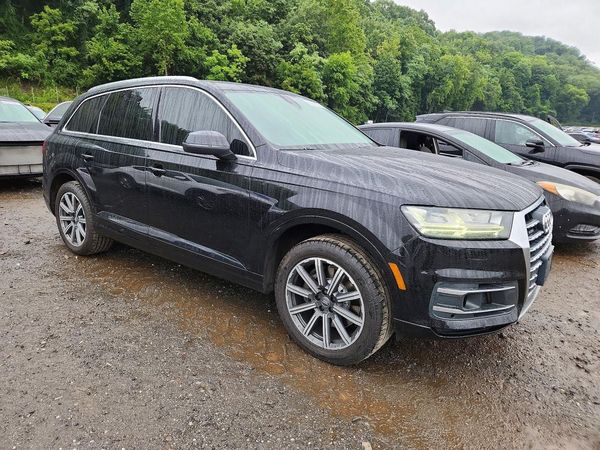 2017 AUDI Q7 quattro Premium Plus