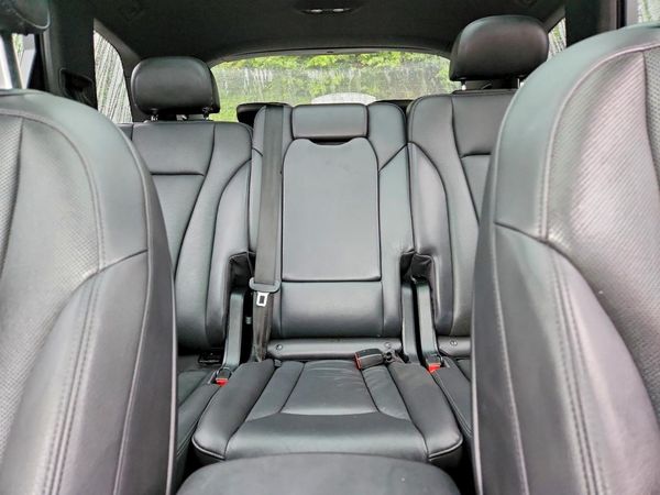 2017 AUDI Q7 quattro Premium Plus
