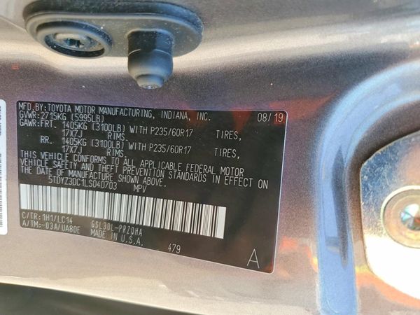 2020 TOYOTA SIENNA Q grade
