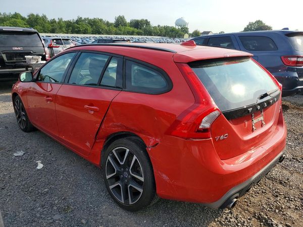 2018 VOLVO V60 Dynamic
