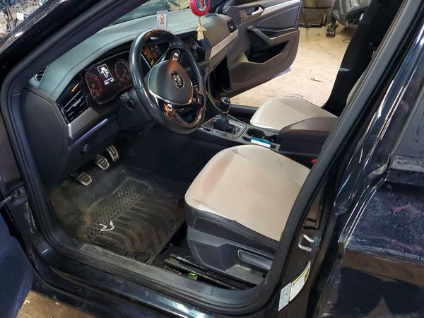 2019 VOLKSWAGEN JETTA Highline
