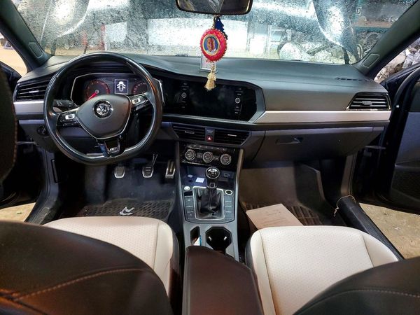 2019 VOLKSWAGEN JETTA Highline