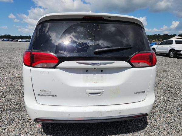 2019 CHRYSLER PACIFICA