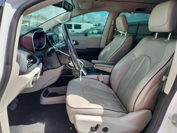 2019 CHRYSLER PACIFICA
