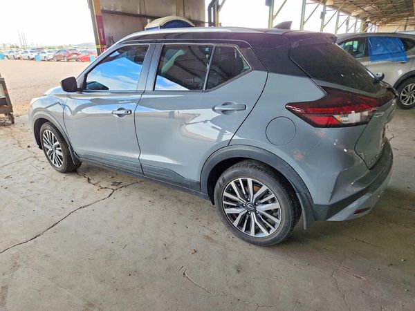 2022 NISSAN KICKS