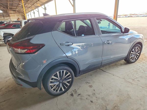 2022 NISSAN KICKS