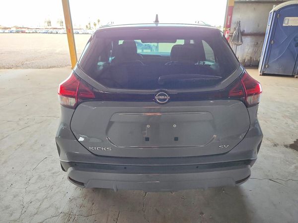 2022 NISSAN KICKS