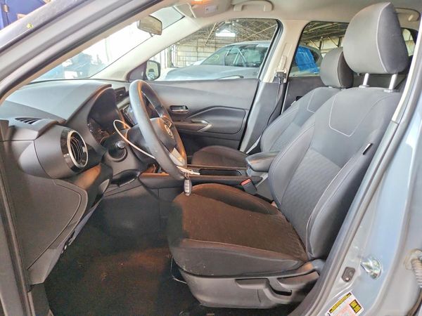 2022 NISSAN KICKS