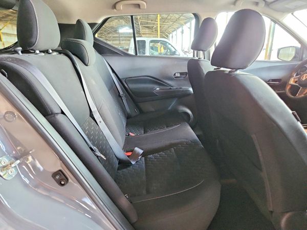 2022 NISSAN KICKS