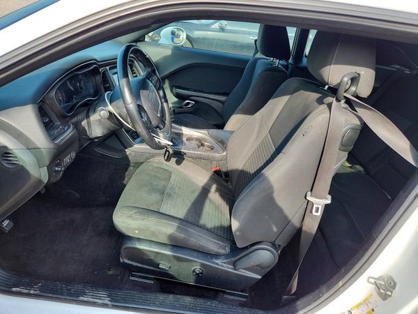 2017 DODGE CHALLENGER SXT