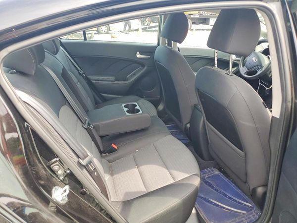 2017 KIA FORTE LX Popular, S