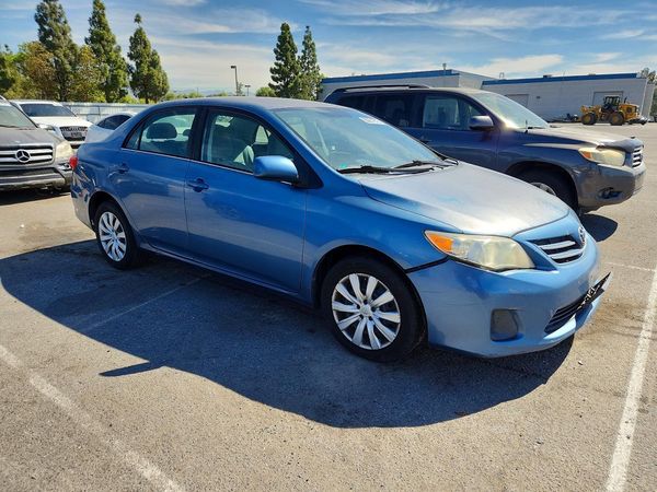 2013 TOYOTA COROLLA