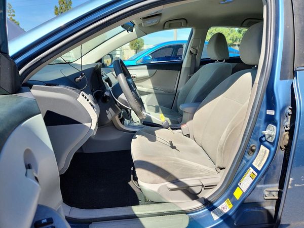 2013 TOYOTA COROLLA