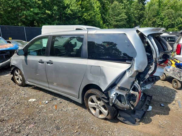2020 TOYOTA SIENNA