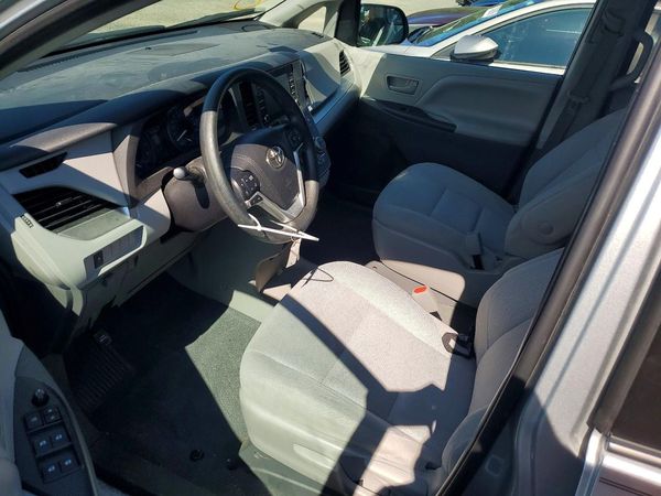 2020 TOYOTA SIENNA