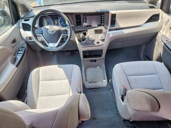 2020 TOYOTA SIENNA