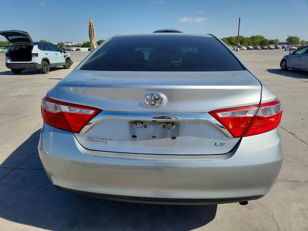2016 TOYOTA CAMRY