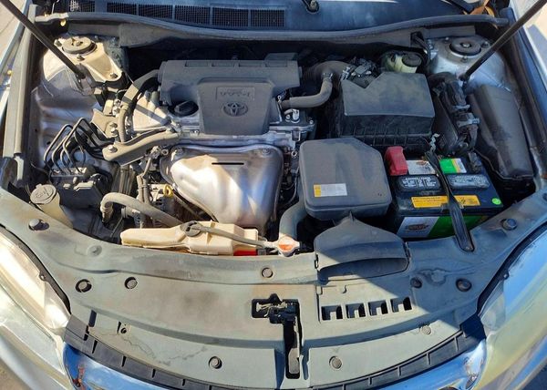 2016 TOYOTA CAMRY