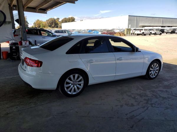 2012 AUDI A4 quattro Premium