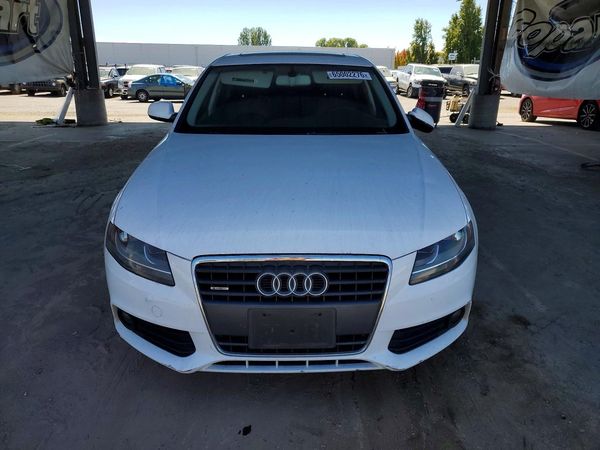 2012 AUDI A4 quattro Premium