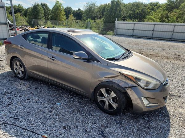 2016 HYUNDAI ELANTRA