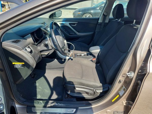 2016 HYUNDAI ELANTRA