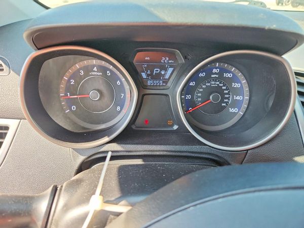 2016 HYUNDAI ELANTRA