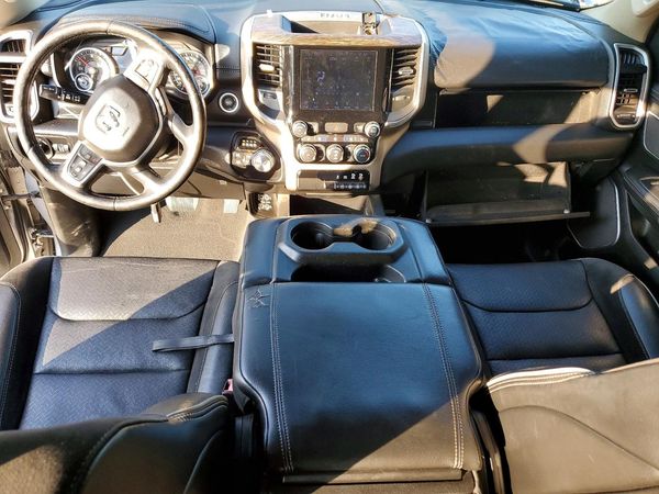 2019 RAM 1500 LARAMIE CREW CAB 4X4