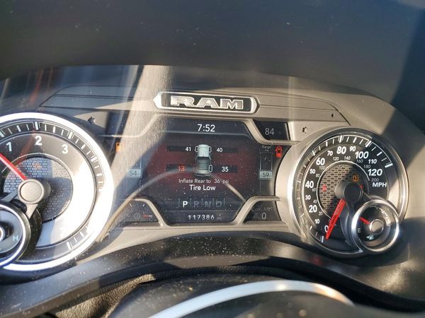 2019 RAM 1500 LARAMIE CREW CAB 4X4